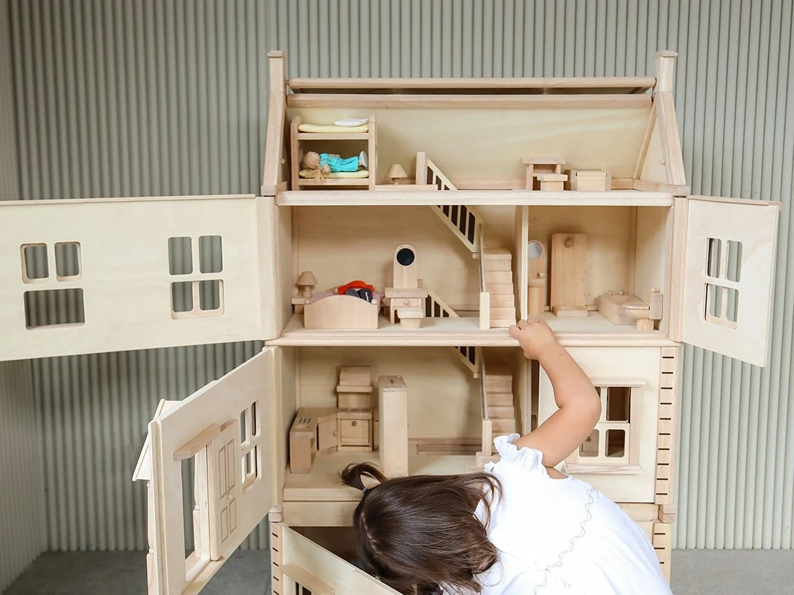 Djeco PlanToys Holzspielzeug Viktorianisches Puppenhaus Kellergeschoss – Bild 9