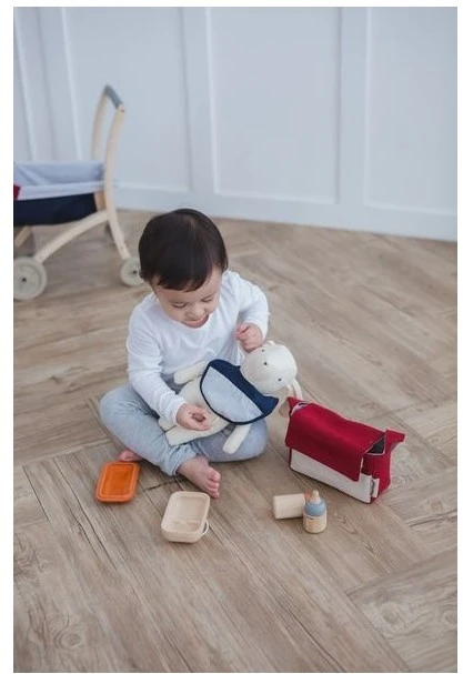 Plan Toys PlanToys Holzspielzeug Puppenfütterungs-Set – Bild 3